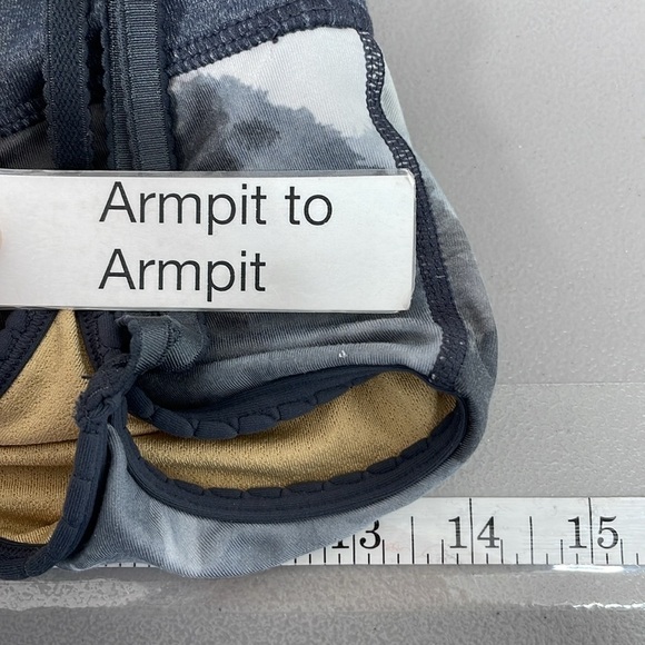 Lululemon Tank Top Women's 6 Grey Built-in Bra Sleeveless Athletic Top - Picture 13 of 15